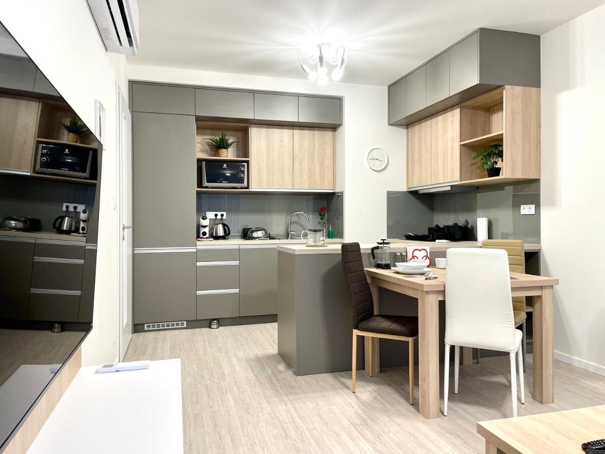Central Stay Bratislava Exterior foto
